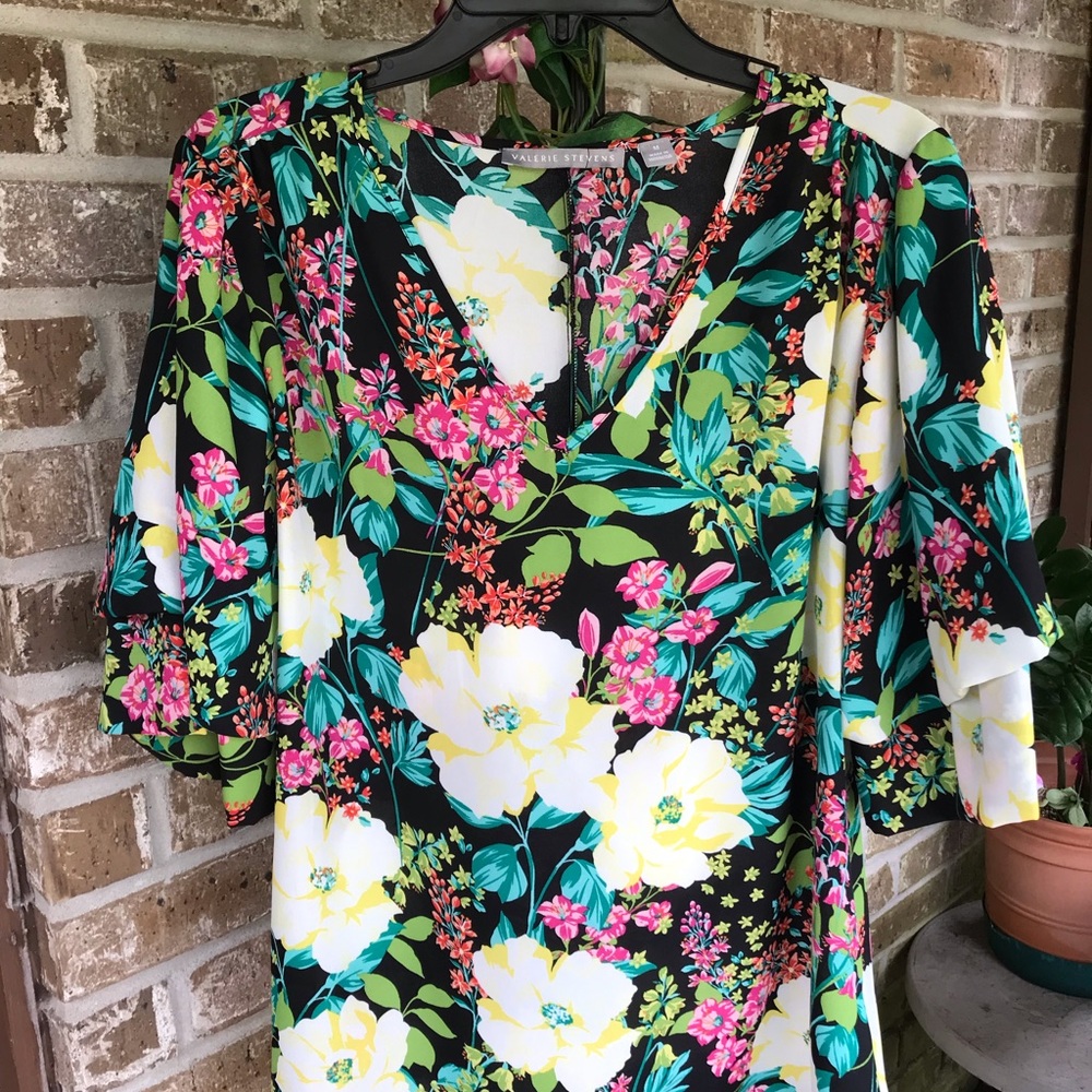 NWOT Valerie Stevens M